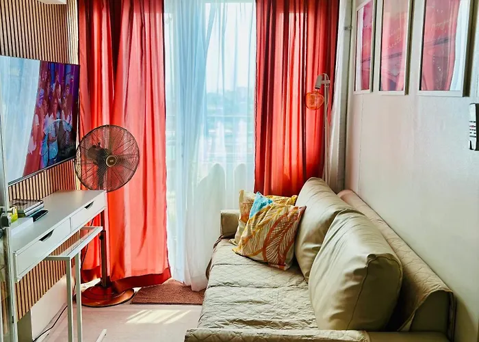 Hiraya & Sunsets Staycation - Smdc Vine Residences Apartahotel *